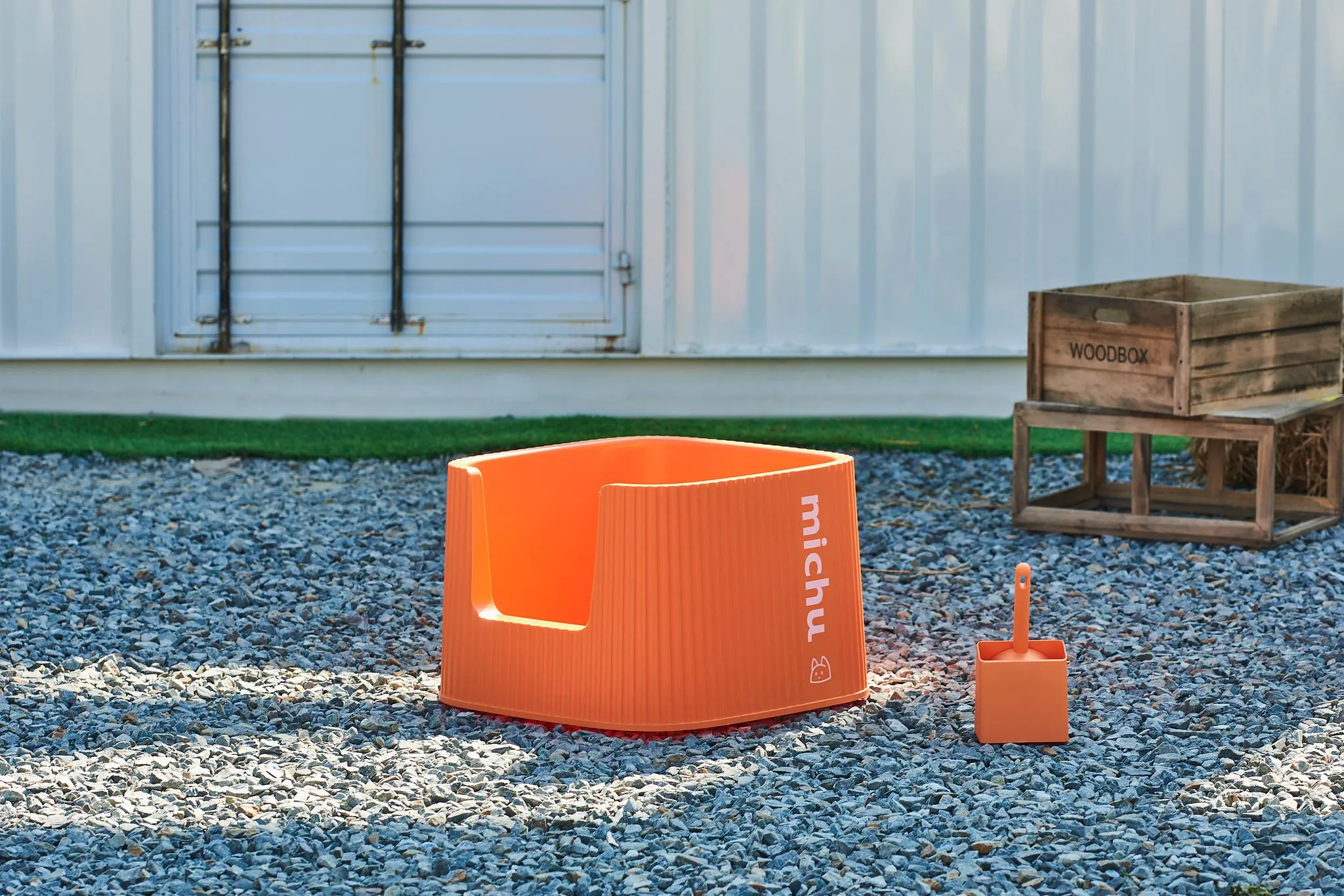 Michu XXL Delux Cat Litter Box with Scoop Coral